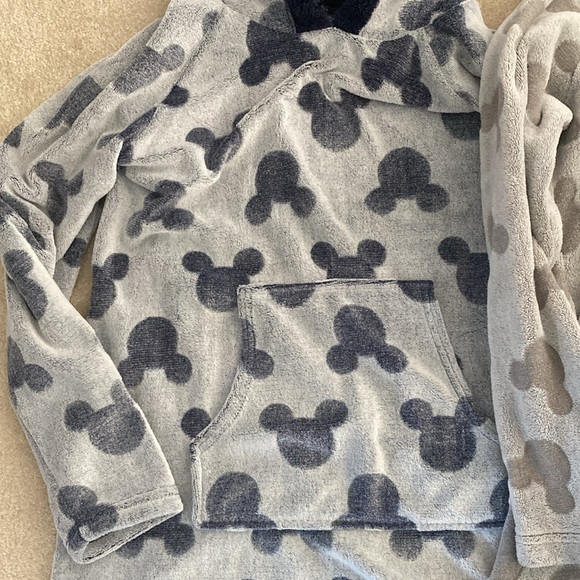 Disney hoodies sleep wear Mickey design - Picture 3 of 8